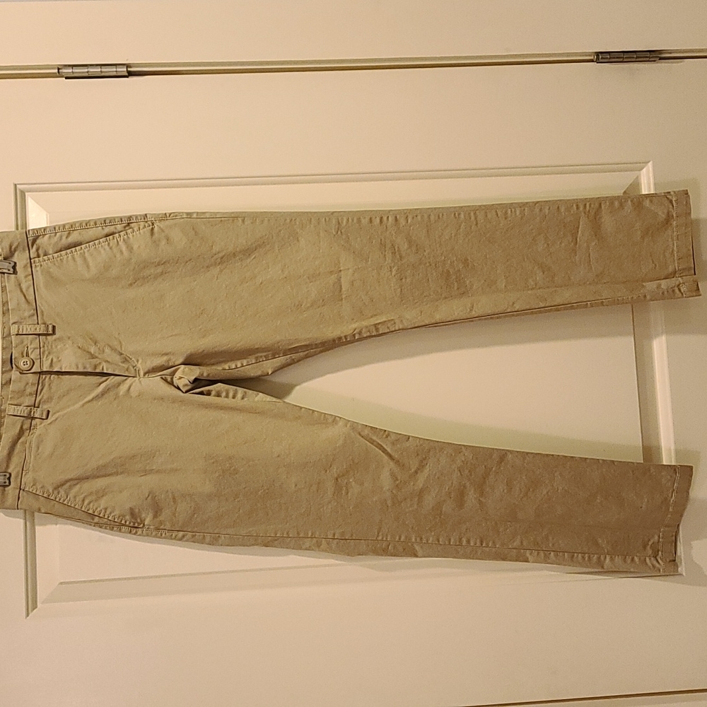 Old Navy men's slim khaki pants size 28x30
